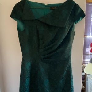 Tahari Dark Green Dress with Black Lace Dress Sz 2